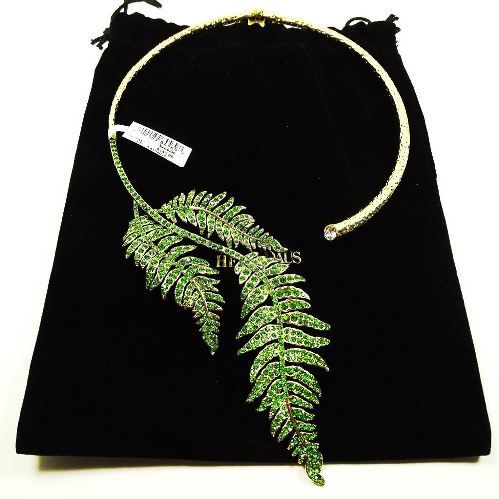 HEIDI DAUS "Le-Fern" Green Crystal Pavé Fern Leaf Pendant Collar Necklace